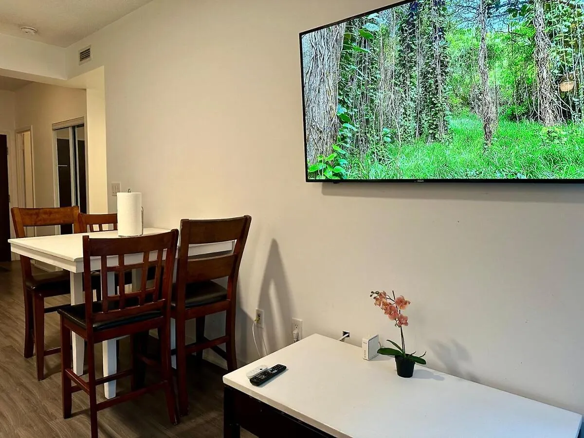 Kingbed & Bunkbed & Terrace Apartment Toronto