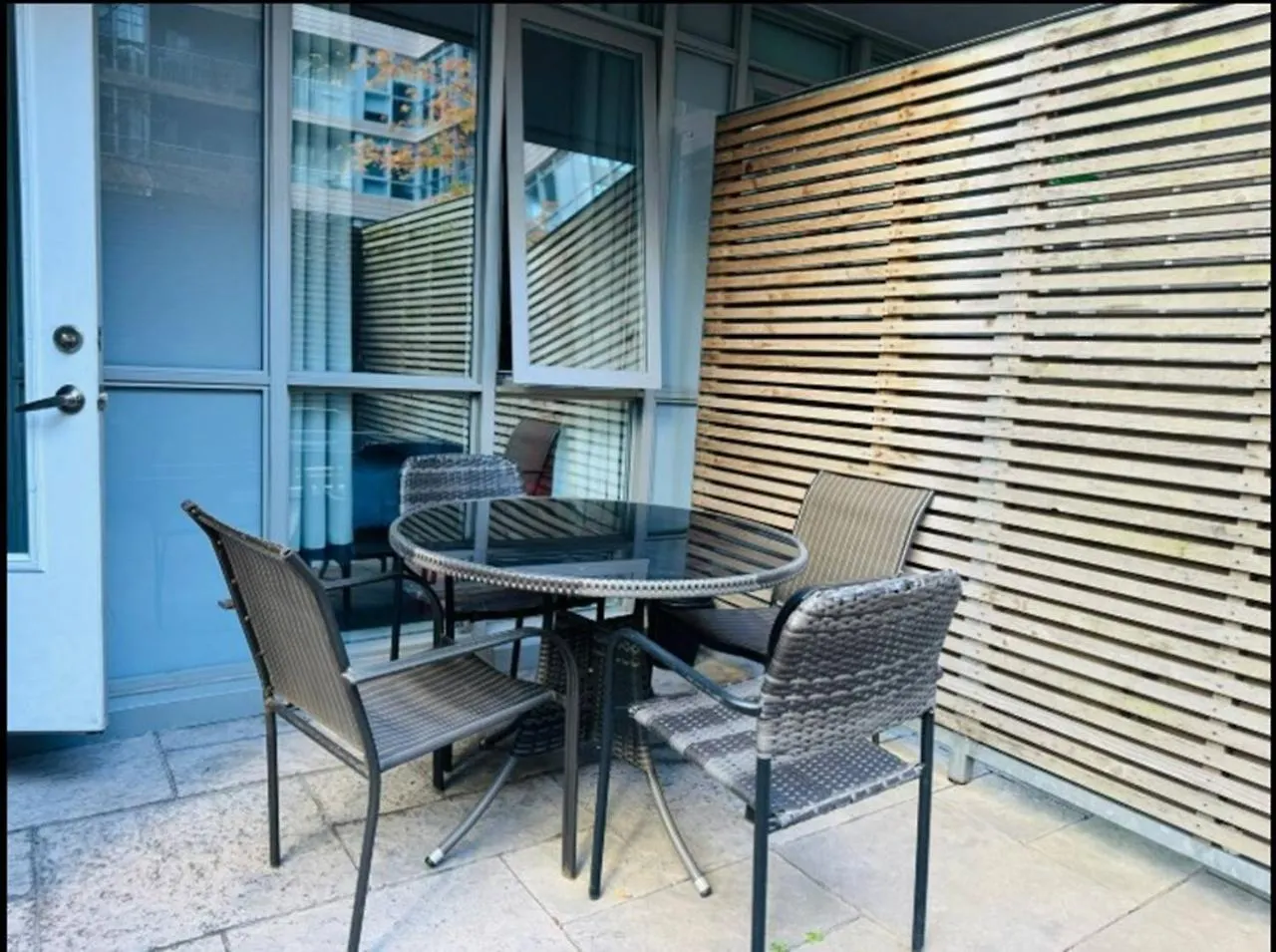 Kingbed & Bunkbed & Terrace Apartment Toronto 0*,