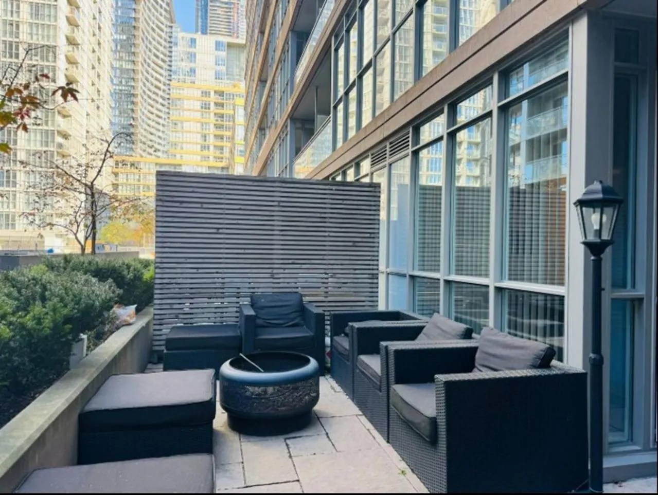 Kingbed & Bunkbed & Terrace Apartment Toronto