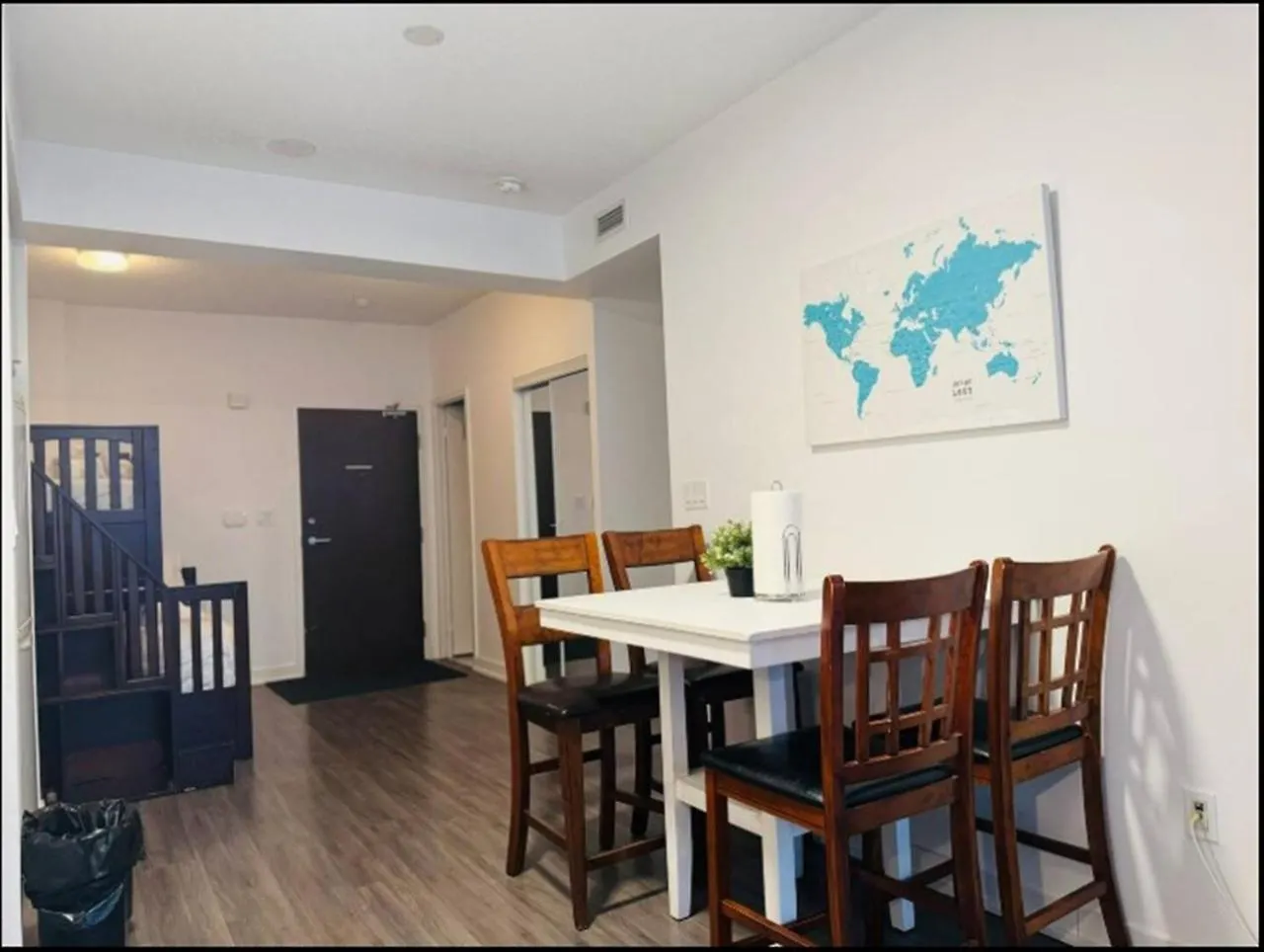 Kingbed & Bunkbed & Terrace Apartment Toronto